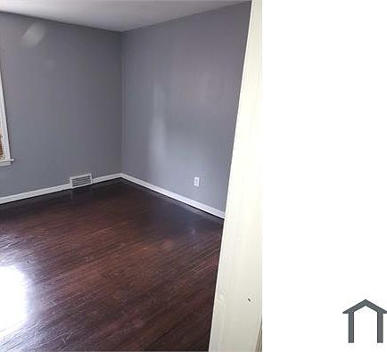 5th image of 15303 Edmore Dr
