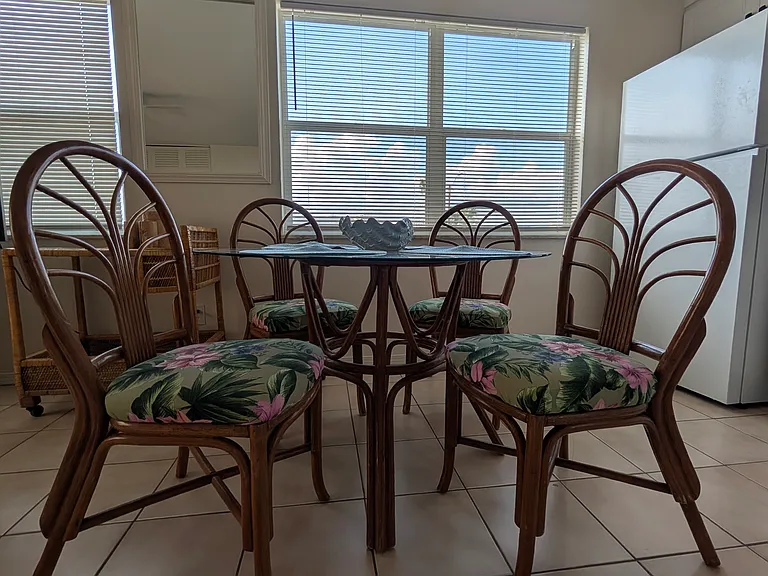 402 Auburn Dr — Photo 39