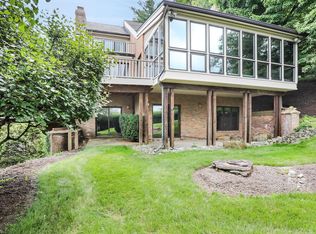 1 Parnassus Dr E, Granville, OH 43023