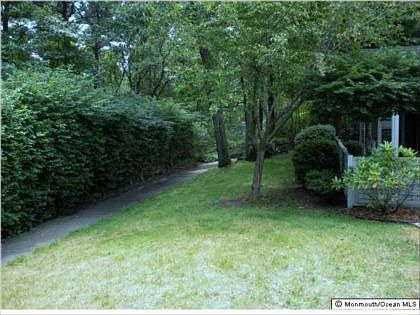 3rd image of 845 Winchester Ct