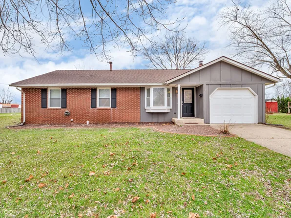 611 Jackson St, Brownsburg, IN 46112