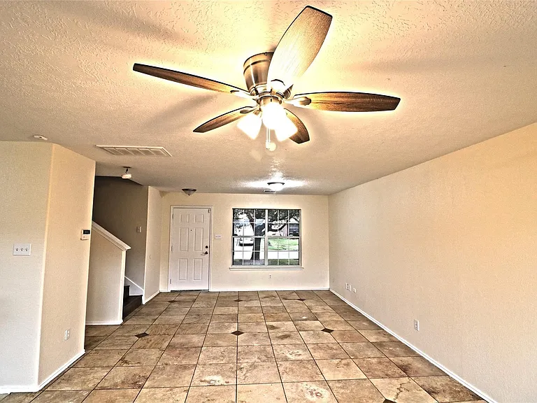 4727 Ivy Meadow Ln — Photo 10