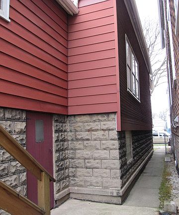 4th image of 3942 S Artesian Ave