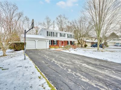 83 Country Downs Cir, Fairport, NY, 14450