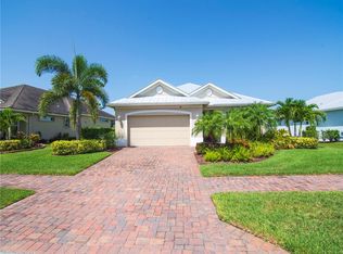 384 11th Sq SW, Vero Beach, FL 32962