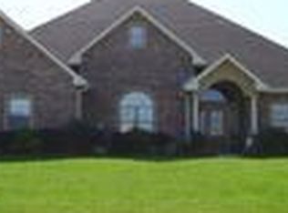 103 Ginger Ct, Belle Chasse, LA 70037