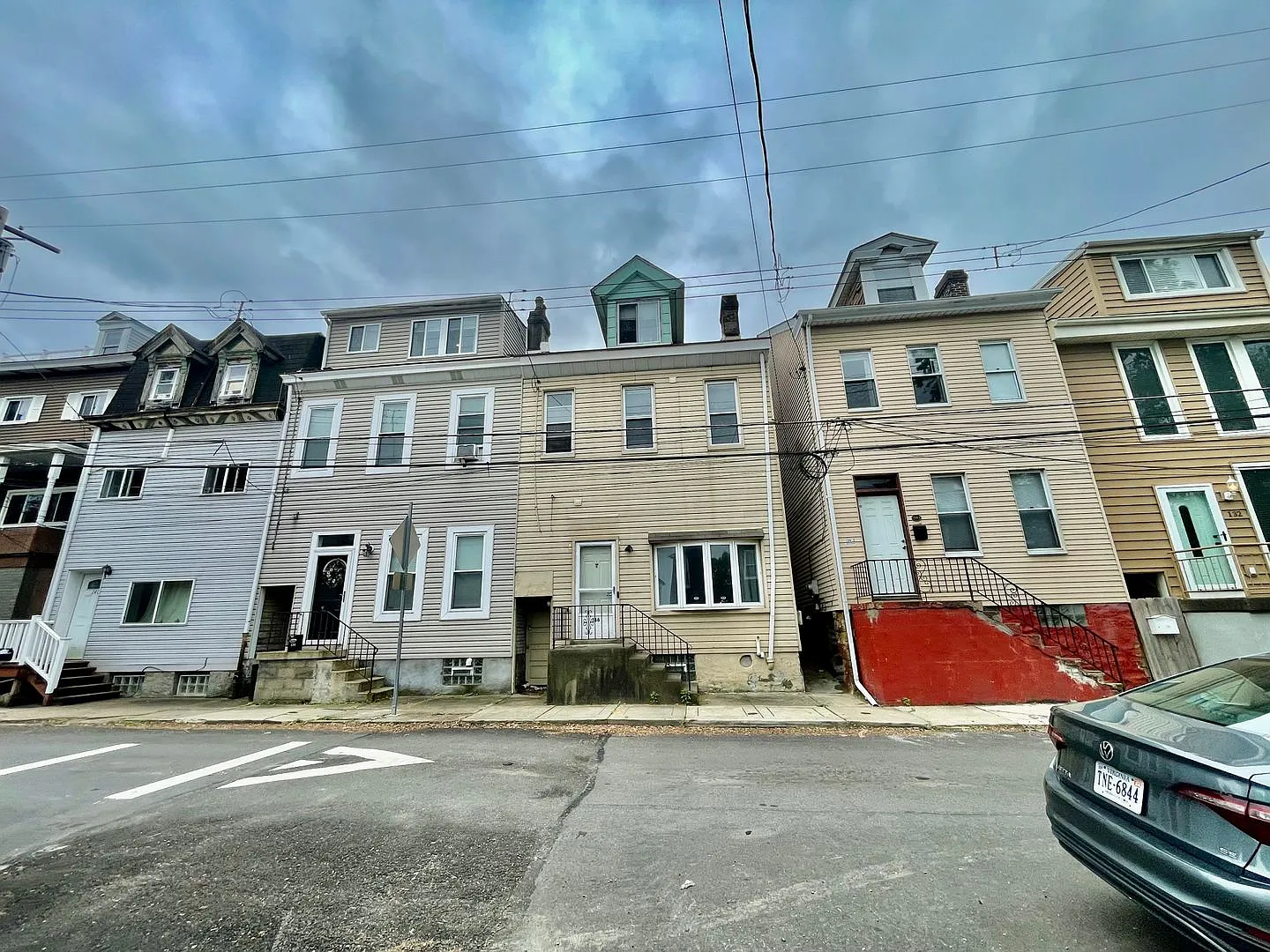 136 Pius St photo 1