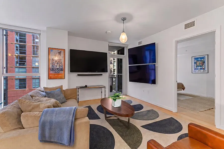 2 bed, 2.0 bath, $4,900 — Photo 2