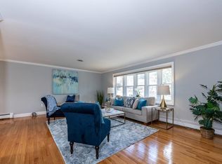 60 Egan Ter, Dedham, MA 02026
