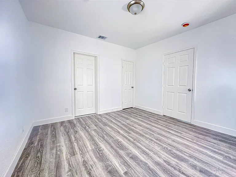 2555 Pierce St — Photo 39