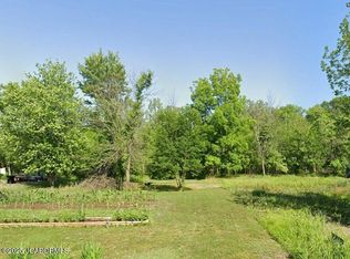 9609 Engineers Rd, Jefferson City, MO 65101