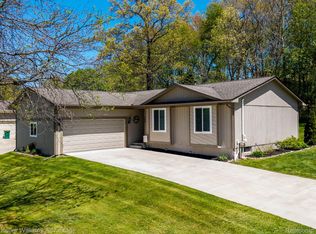 504 Glenwyth Rd, Brighton, MI 48116