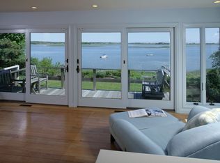 212 Powder Point Ave, Duxbury, MA 02332