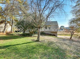 4261 Willow Ridge Rd, Douglasville, GA 30135
