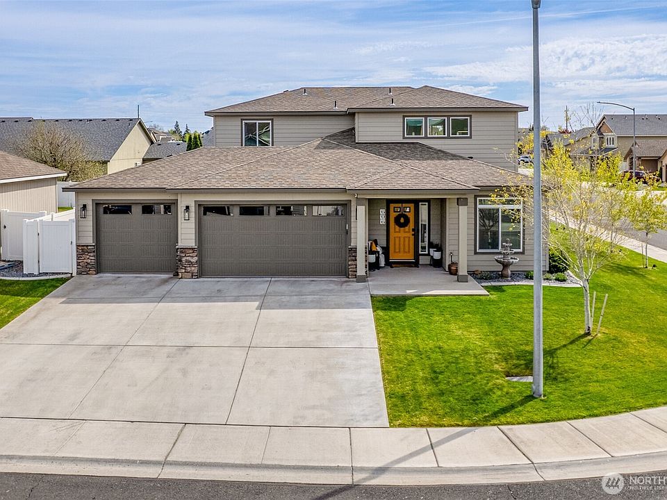 1st image of 606 8th Avenue NE