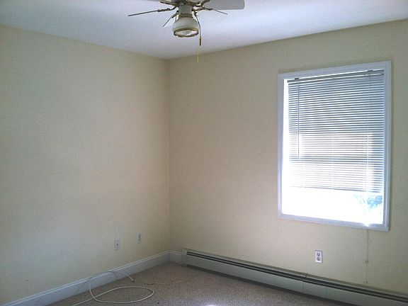 5th image of 23B Grand Ave