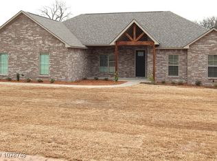 609 W Newberry Rd, Alma, AR 72921