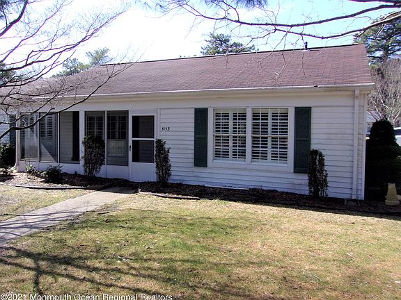 2nd image of 515 Cheshire Court #B