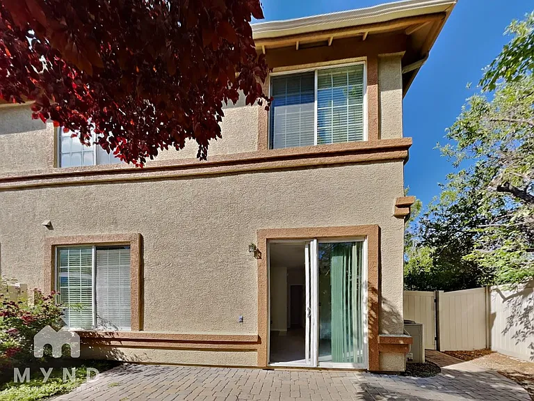 1868 Resistol Dr — Photo 21