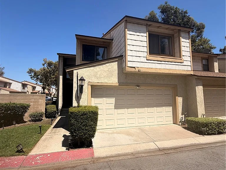 1031 S Palmetto Ave — Photo 1