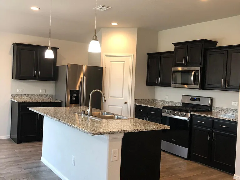 2225 Denmark Ln — Photo 18