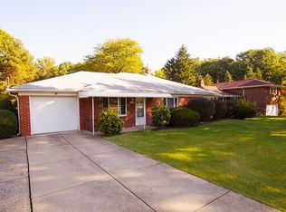 6303 Highland Rd, Highland Heights, OH 44143
