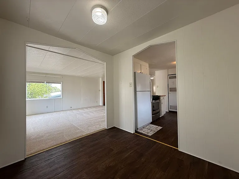 460 South St — Photo 14