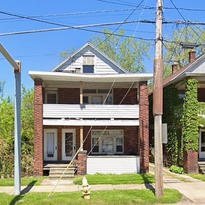 1st image of 1424 W 8th St #2