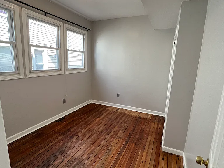 263 Norton St #1 — Photo 5