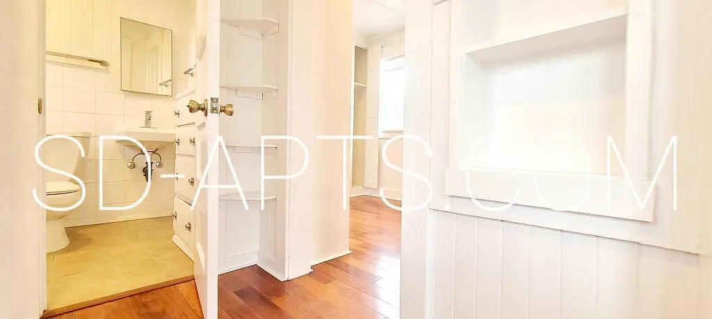 Studio, $2,150 — Photo 4