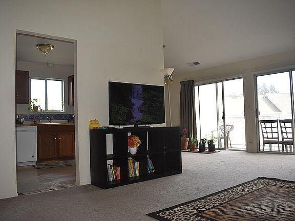 2nd image of 606 Fairbanks Ct Unit V2