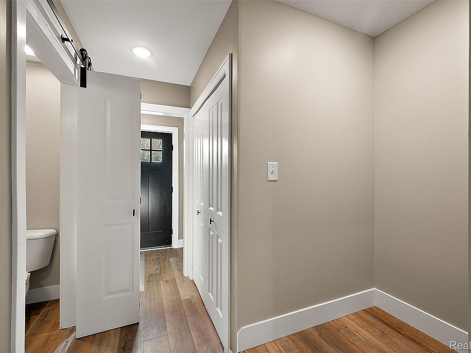23376 Vassar Ave, photo 7