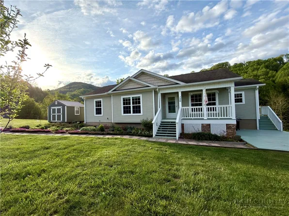156 Chase Cole Lane, Zionville, NC 28698