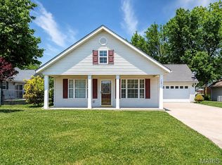 1201 Megan St, Jerseyville, IL 62052