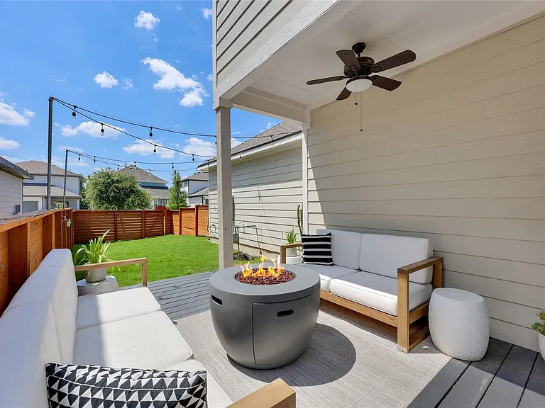 5215 Golden Canary Ln — Photo 24