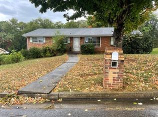 1816 Lynn St NW, Roanoke, VA 24017