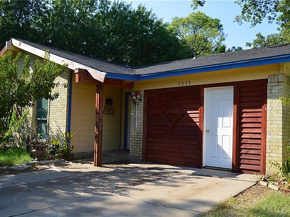 2nd image of 1517 Cedar Keys Dr