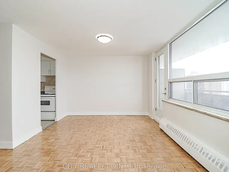 6200 Bathurst St #1504 — Photo 5