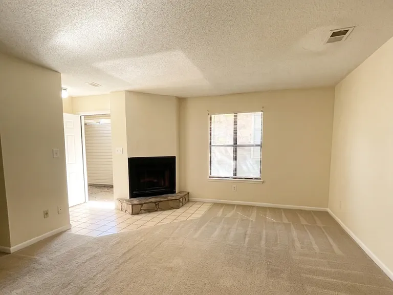 6338 W Fairfield Dr #B — Photo 1
