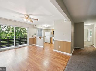 1590 Alta Dr APT D15, Whitehall, PA 18052