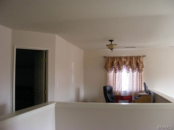 4th image of 11014 Grand Prairie Dr