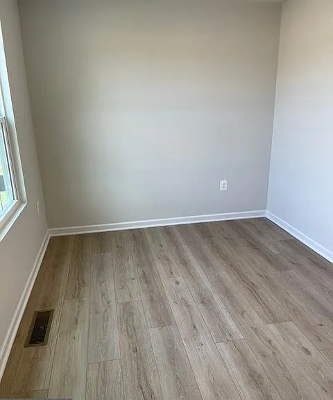 18045 South Village Dr — Photo 4