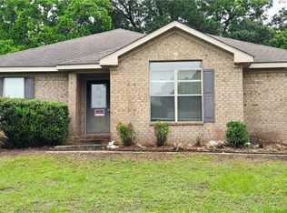9660 Curtis Dr W, Irvington, AL 36544