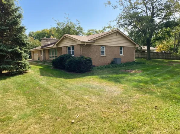 105 Garrettson Ave, Michigan City, IN 46360