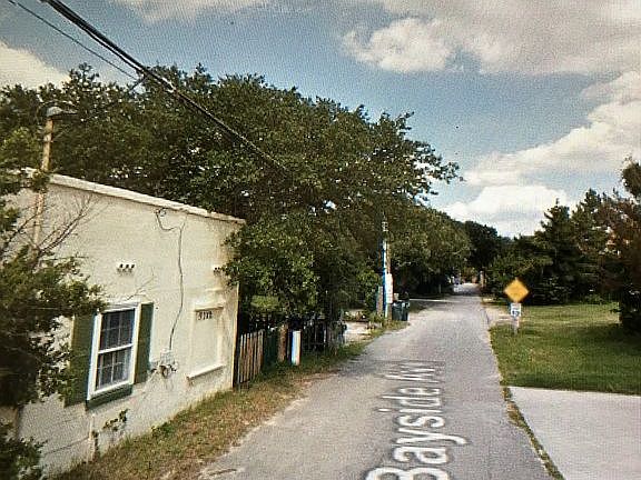 2nd image of 9712 15th Bay St