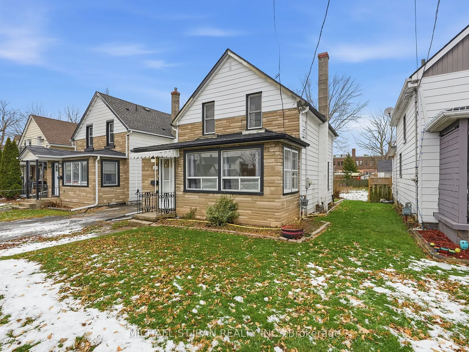 3 bed, $2,200 — Photo 4
