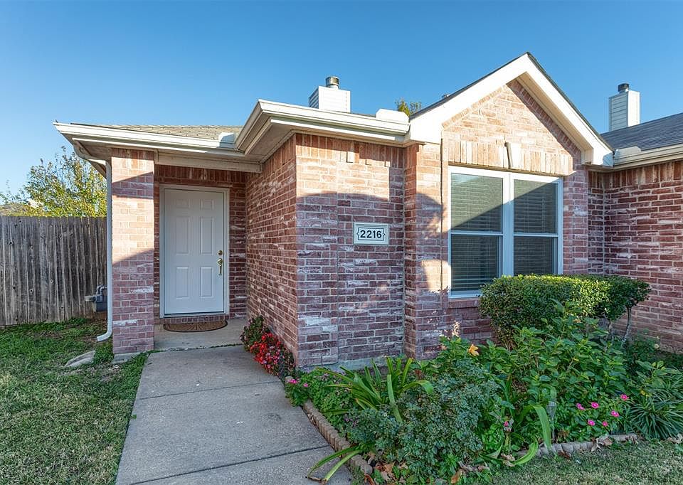 1st image of 2216 Wisteria Way