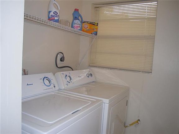 5th image of 11626 NW 35th Ct