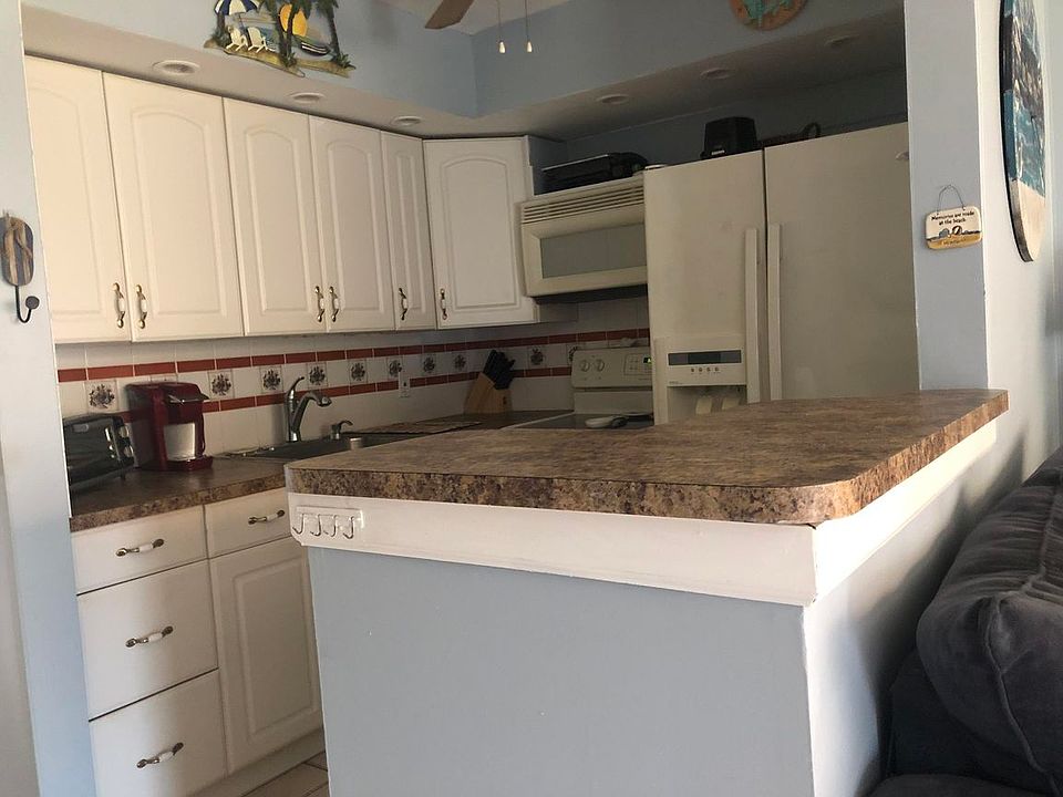 1st image of 44 Camden B
