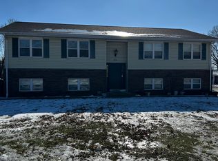 606 Sunset Ln APT 12, Waterloo, IL 62298